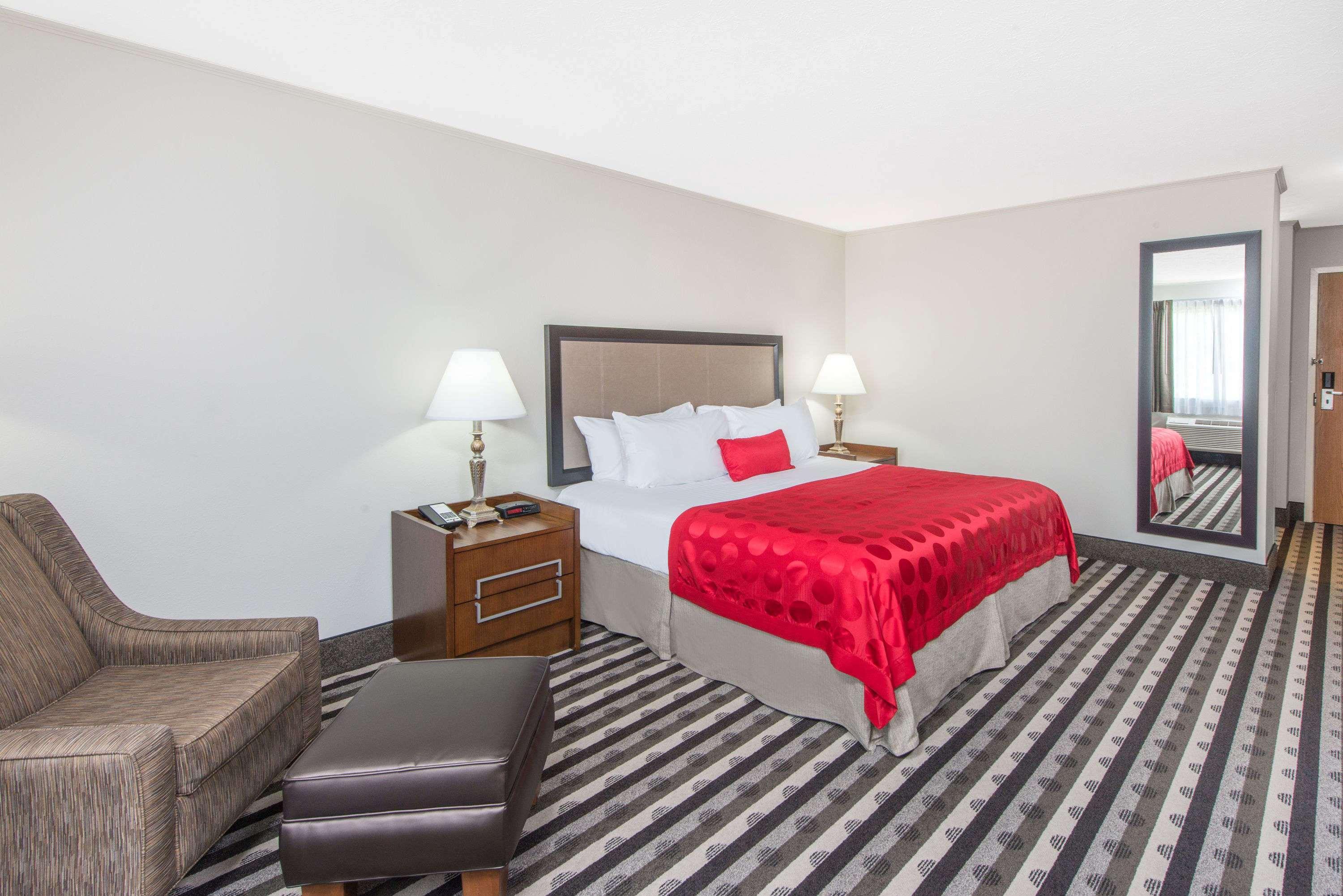 Ramada By Wyndham Springfield North Hotel Luaran gambar
