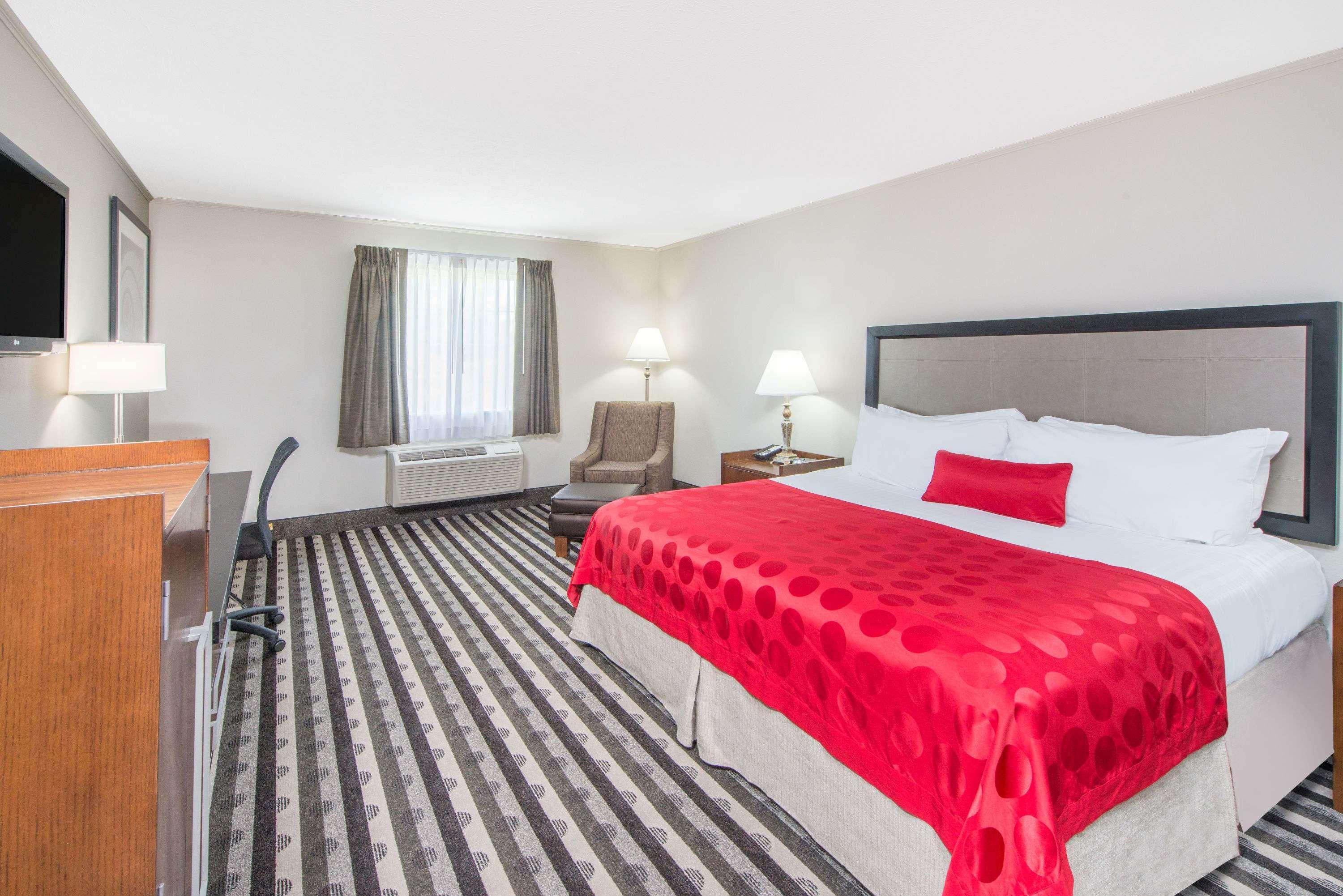 Ramada By Wyndham Springfield North Hotel Luaran gambar