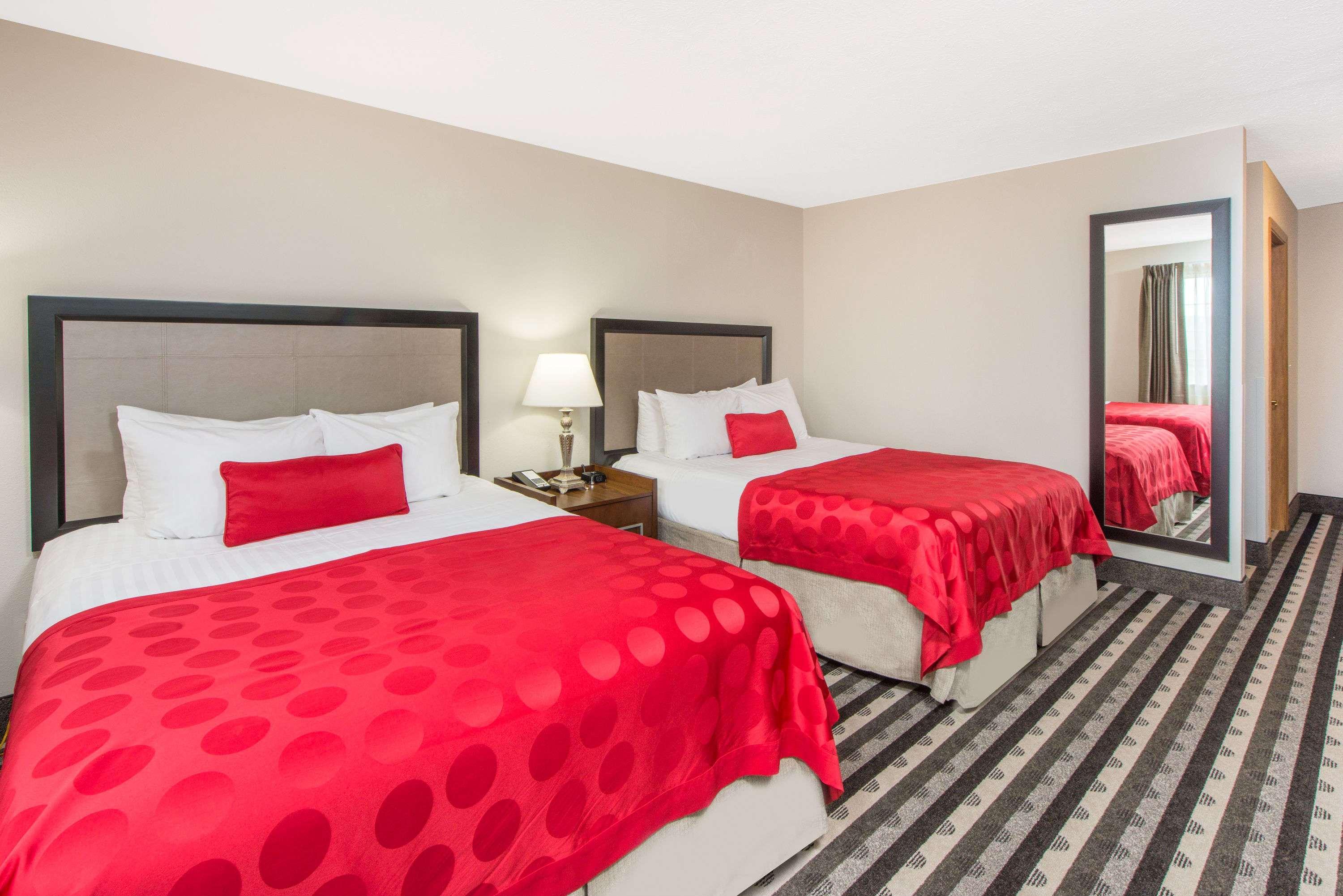 Ramada By Wyndham Springfield North Hotel Luaran gambar