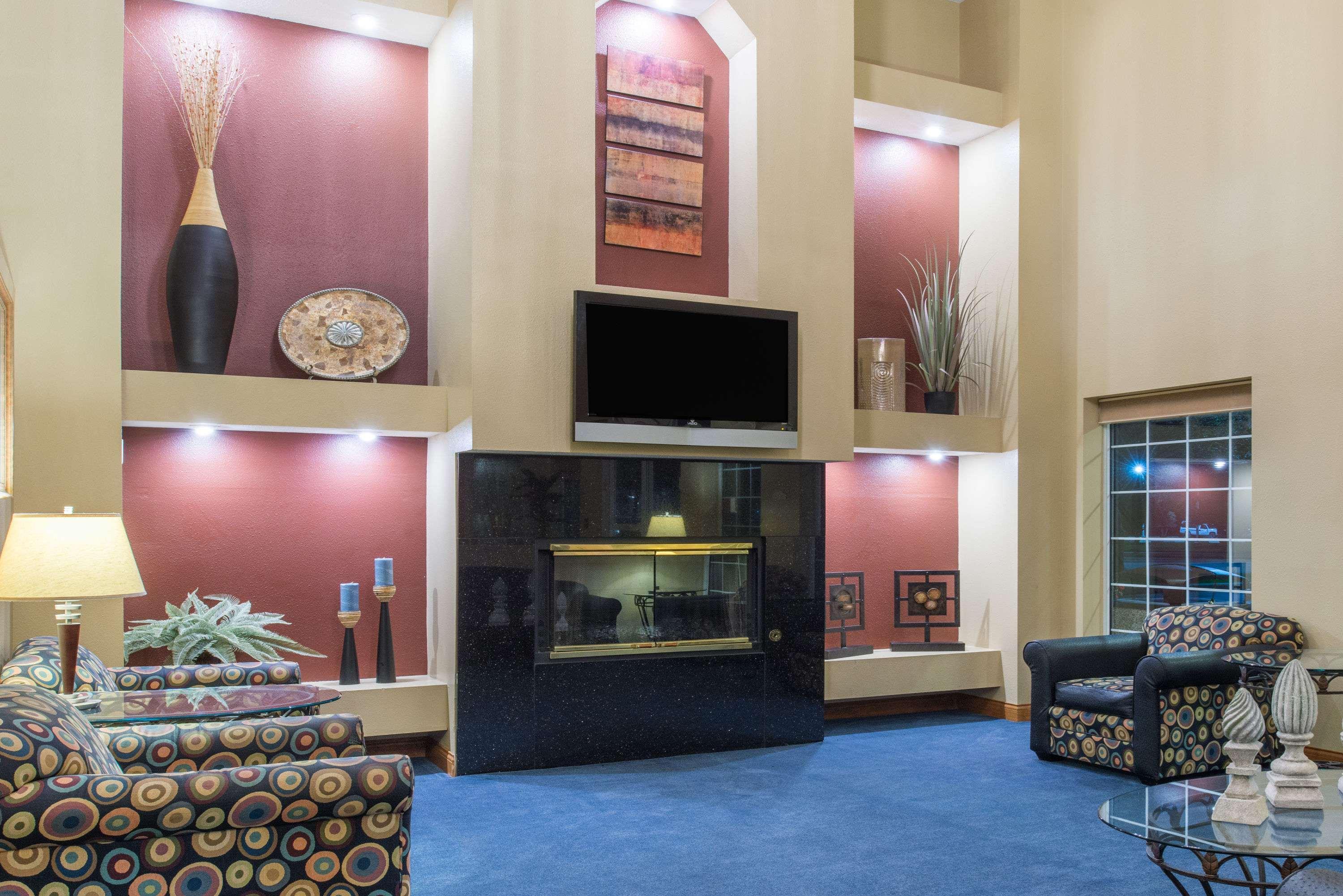 Ramada By Wyndham Springfield North Hotel Luaran gambar