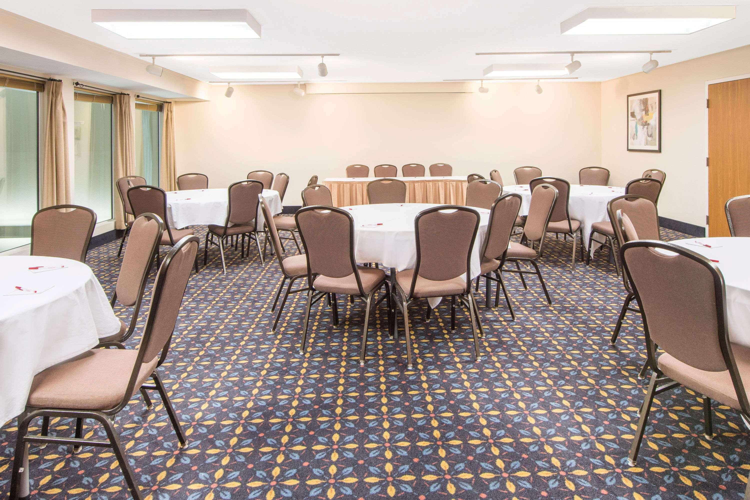 Ramada By Wyndham Springfield North Hotel Luaran gambar