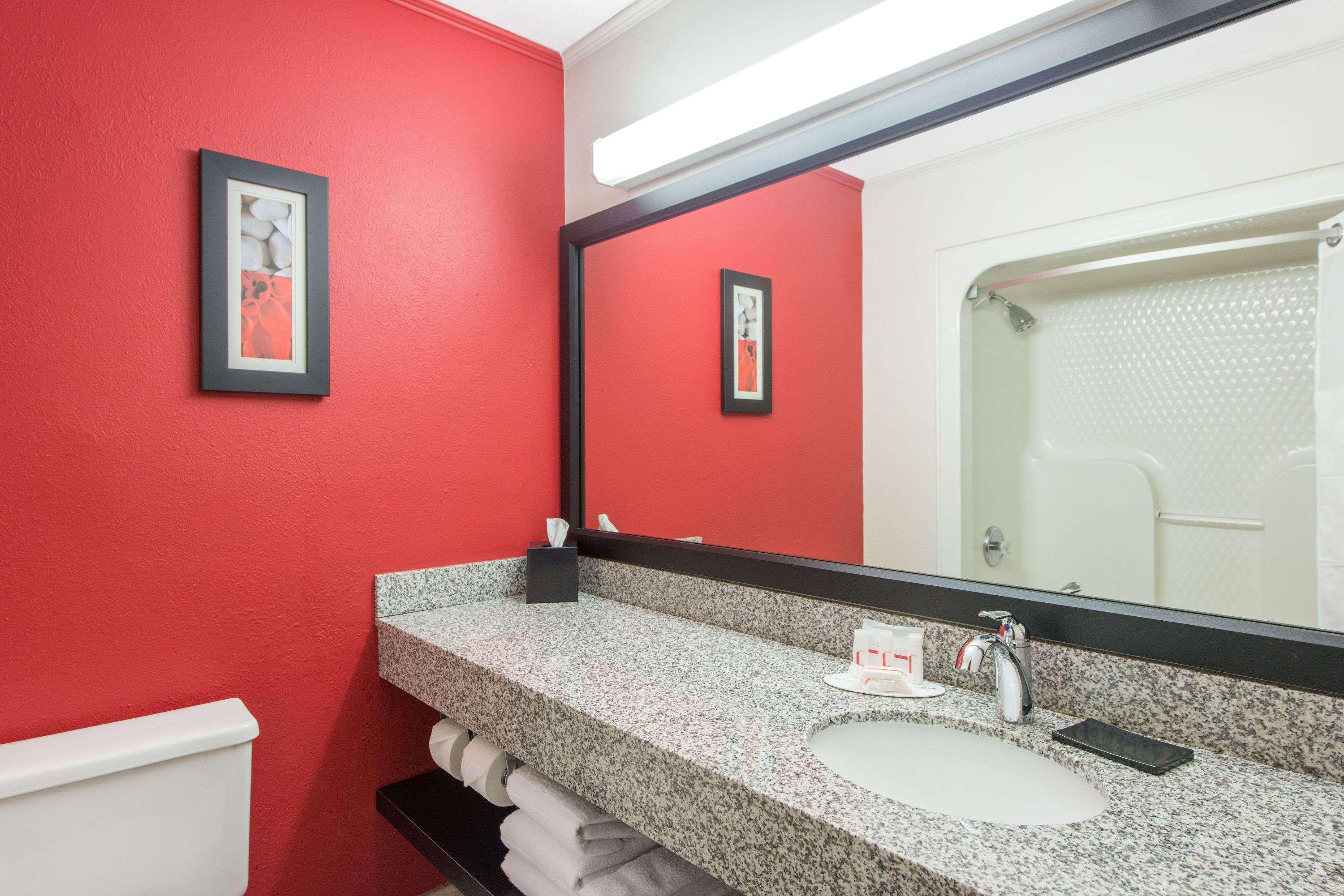 Ramada By Wyndham Springfield North Hotel Luaran gambar