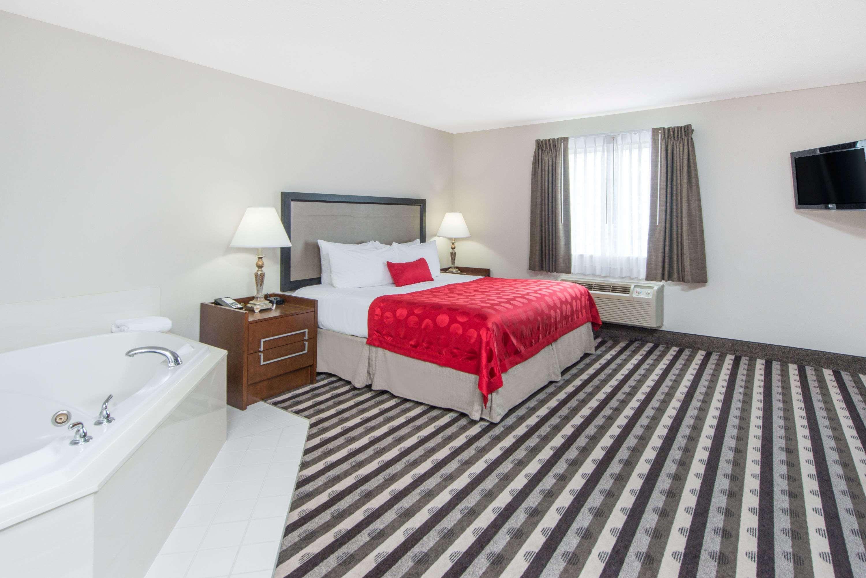 Ramada By Wyndham Springfield North Hotel Luaran gambar