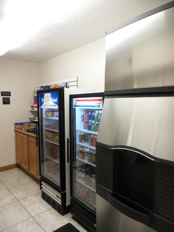 Ramada By Wyndham Springfield North Hotel Luaran gambar